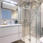 Akomodat En Precioso Y Moderno Con Jardin Y Parking Appartamento Getxo