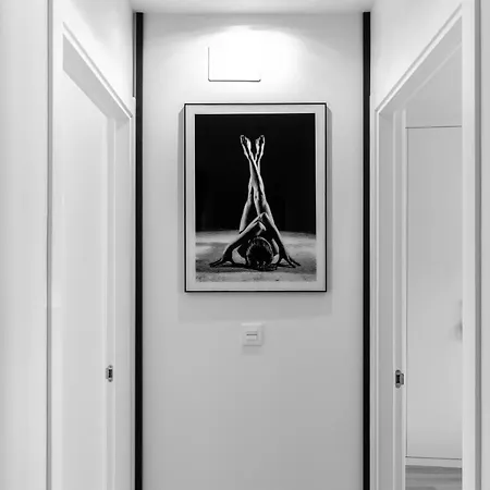 Akomodat En Precioso Y Moderno Con Jardin Y Parking 公寓