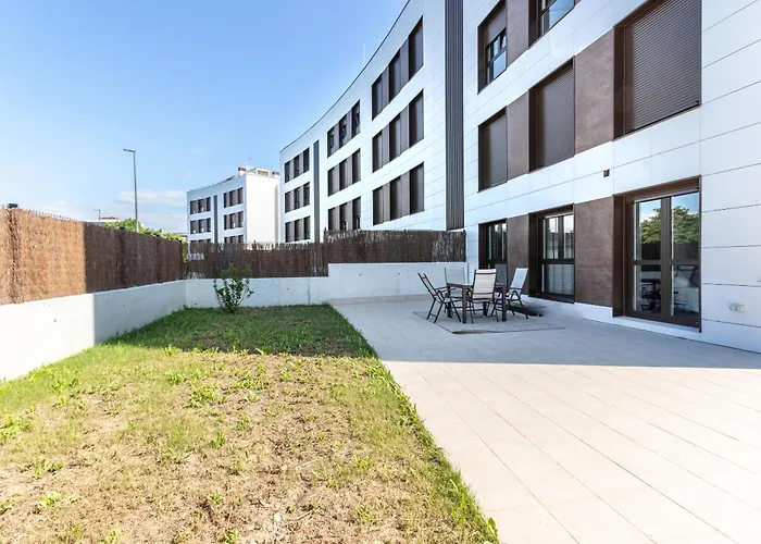 Akomodat En Precioso Y Moderno Con Jardin Y Parking * Getxo