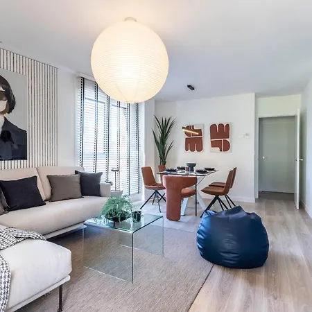 Akomodat En Precioso Y Moderno Con Jardin Y Parking Getxo