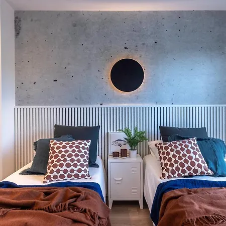 Akomodat En Precioso Y Moderno Con Jardin Y Parking Getxo